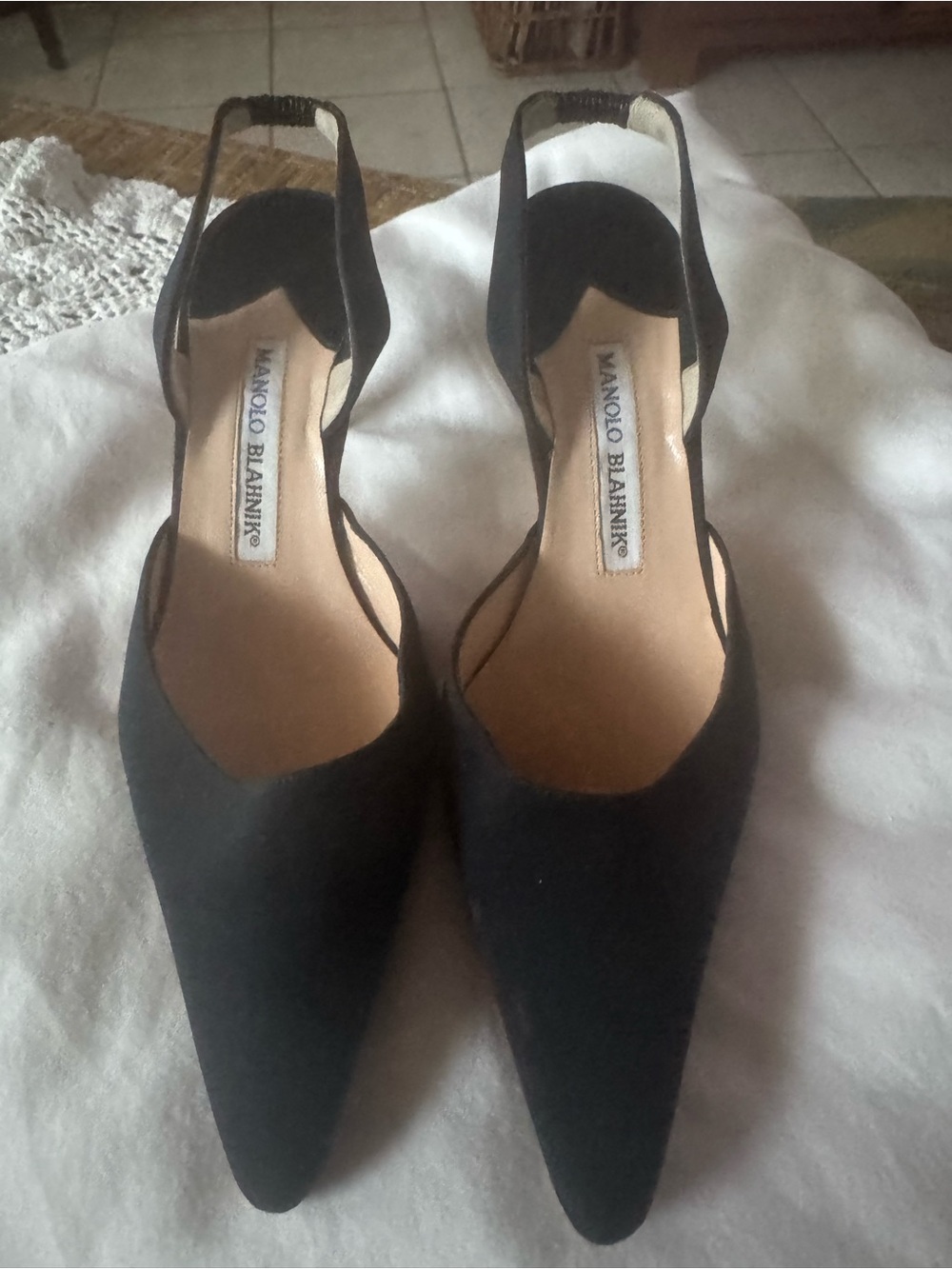 Manolo Blahnik Black Pointed Slingback Pumps - Classic Evening Heels